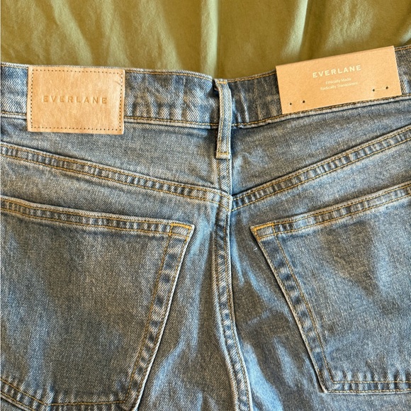 Everlane The Original Cheeky® Jean - Picture 2 of 5